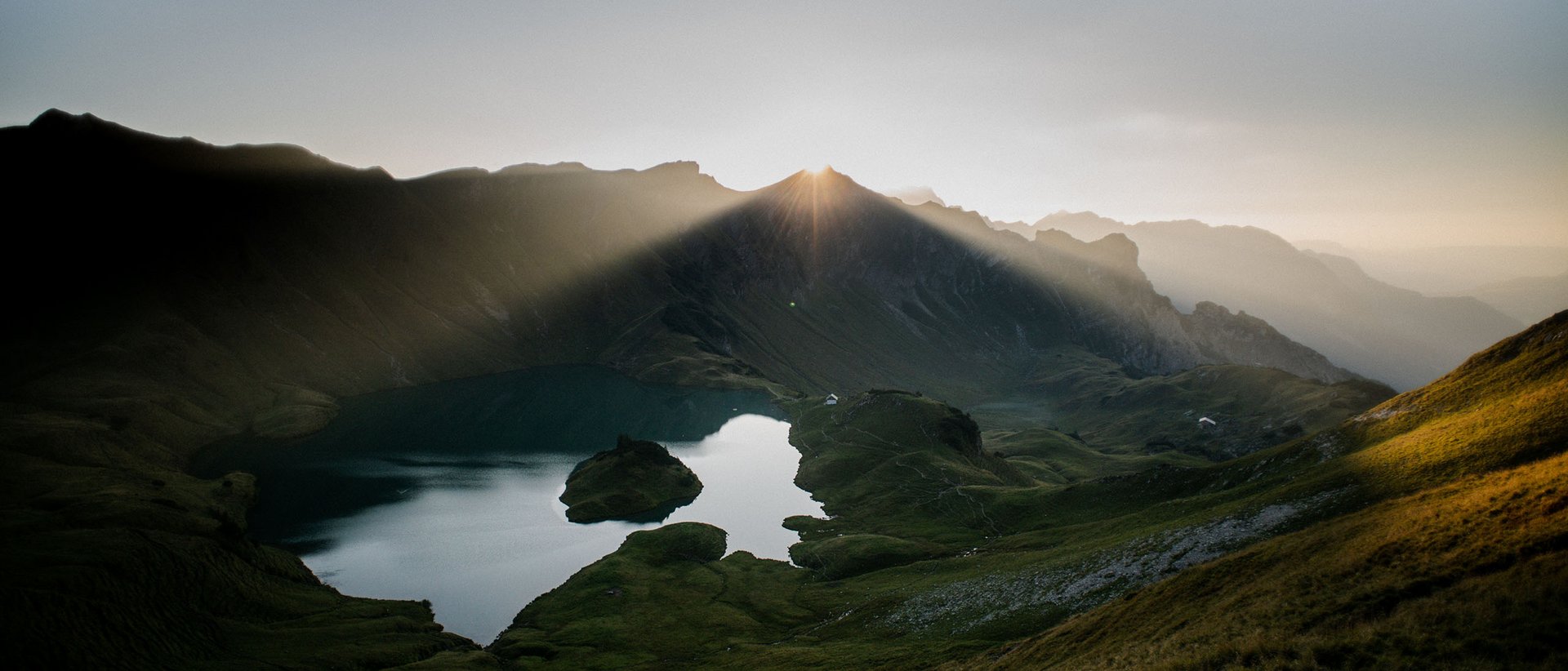 Wandern rund um die Alpin Lodges in Oberjoch Wandern rund um die Alpin Lodges in Oberjoch