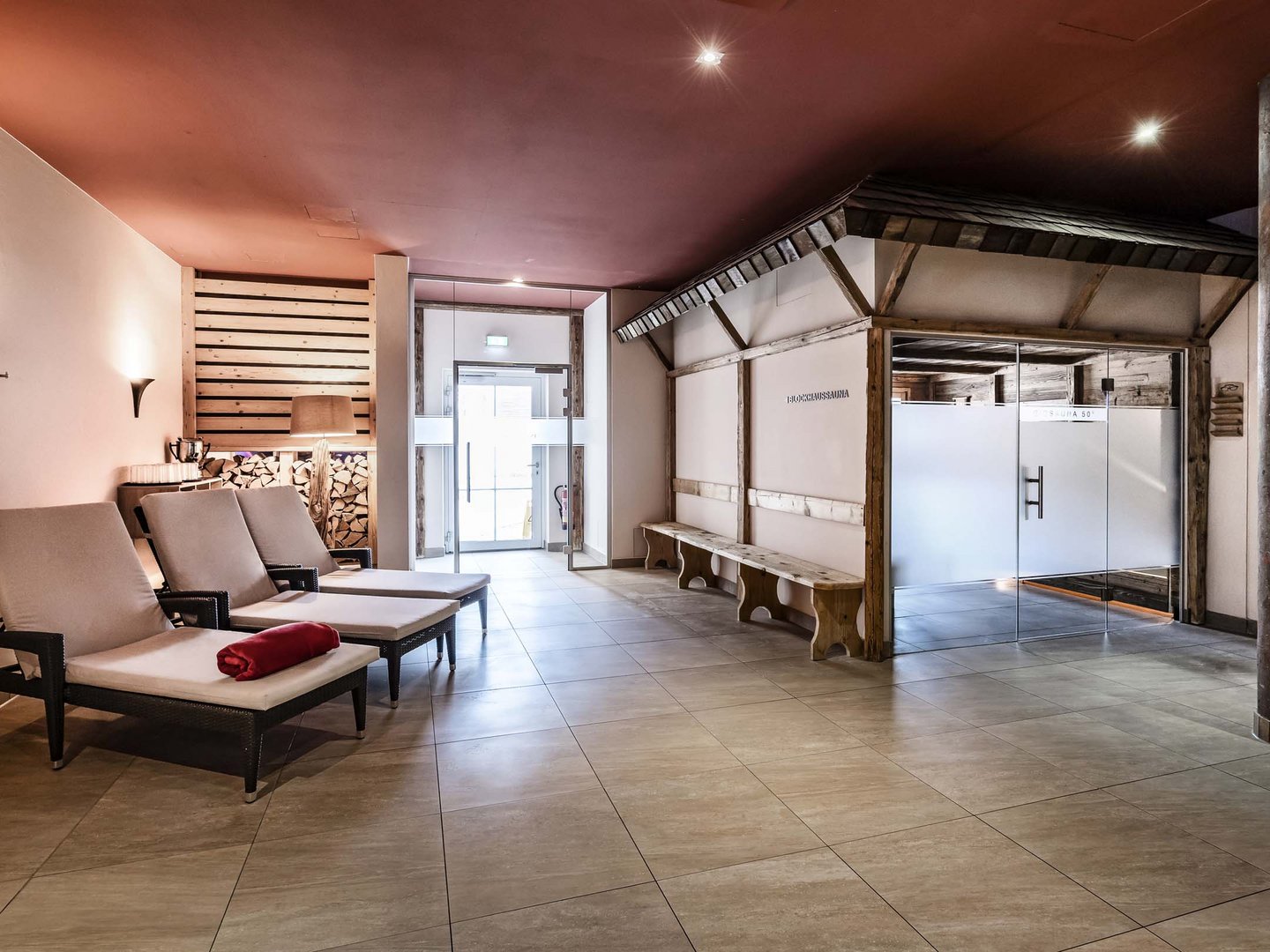 Alpin Lodges Oberjoch – Saunawelt & Pools für pure Entspannung Alpin Lodges Oberjoch – Saunawelt & Pools für pure Entspannung