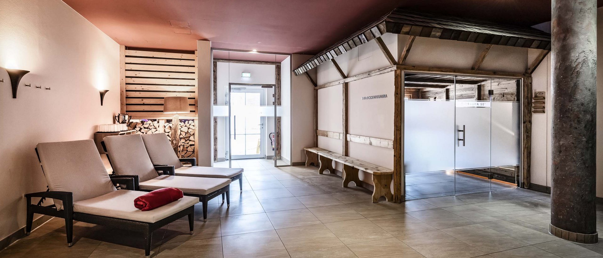 Alpin Lodges Oberjoch – Saunawelt & Pools für pure Entspannung Alpin Lodges Oberjoch – Saunawelt & Pools für pure Entspannung