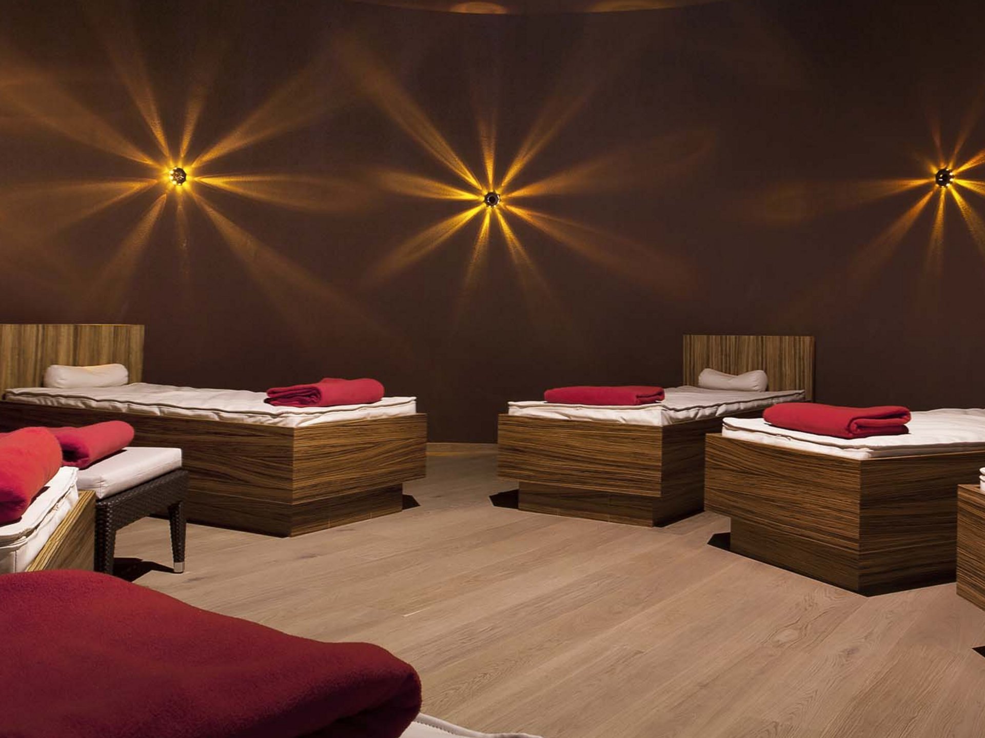 Alpin Lodges Oberjoch – Saunawelt & Pools für pure Entspannung Alpin Lodges Oberjoch – Saunawelt & Pools für pure Entspannung